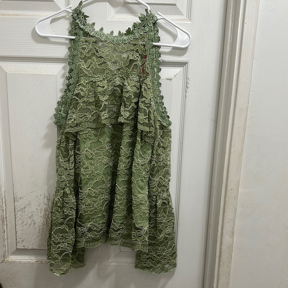 Pinky Green Lace Cold Shoulder Bell Sleeves Top